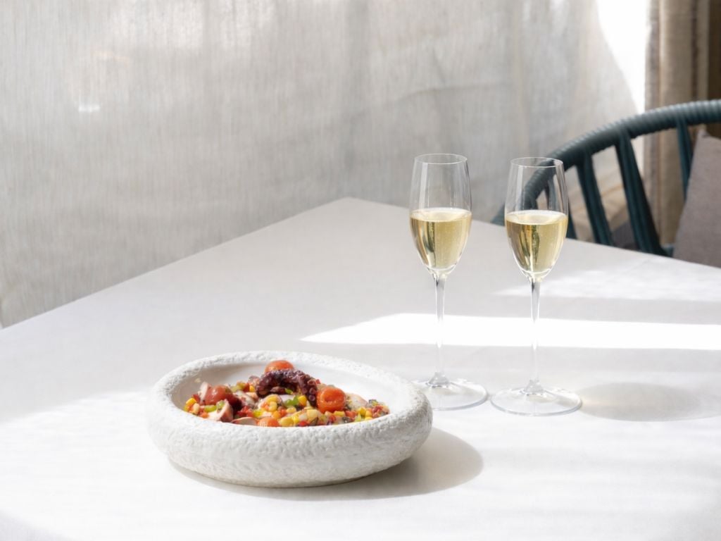 Men&uacute; maridado con Champagne